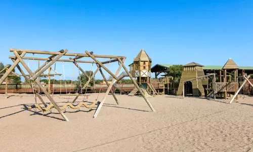 هتل تایتانیک دلوکس گلف بلک آنتالیا